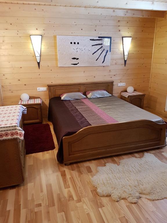 Casa de la Lac Sighetu Marmaţiei Extérieur photo